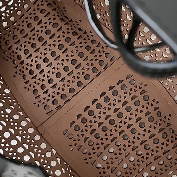 Alaia rose marie - Picture 10 of 11